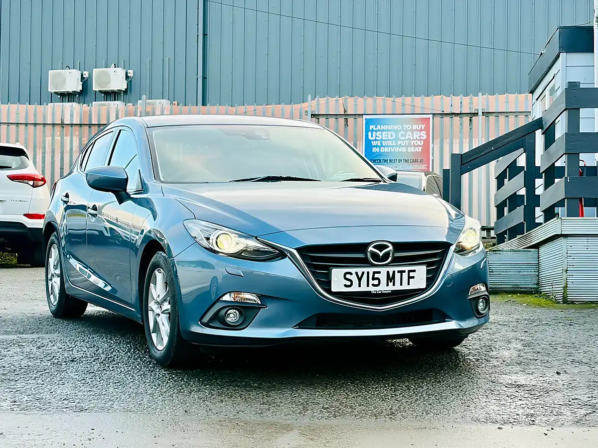 Used 2015 Mazda Mazda3 Se-L Nav Blue - Front View