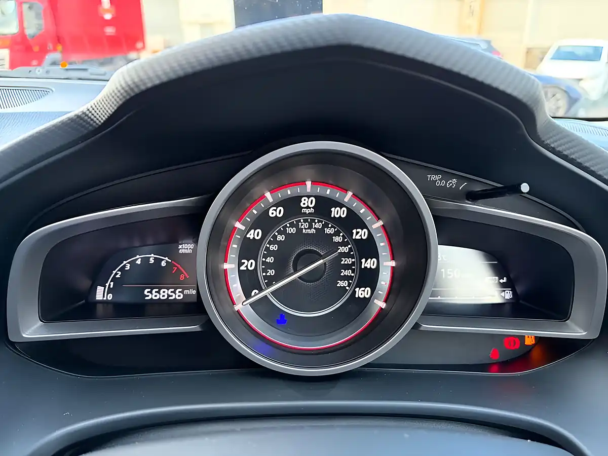 Used 2015 Mazda Mazda3 Se-L Nav Blue - Interior and Exterior details 7