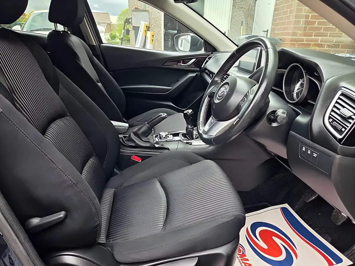 Used 2015 Mazda Mazda3 Se-L Nav Blue - Interior and Exterior details 11
