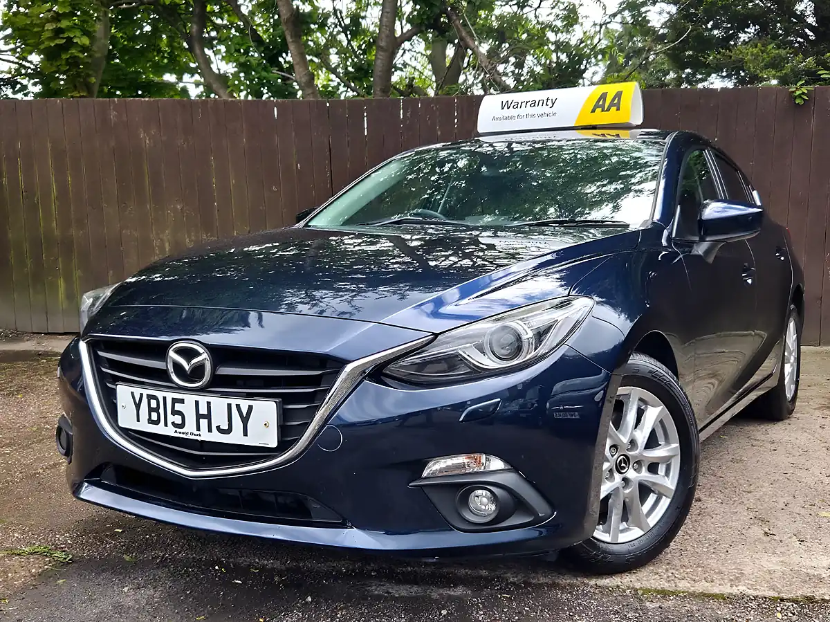Used 2015 Mazda Mazda3 Se-L Nav Blue - Interior and Exterior details 3