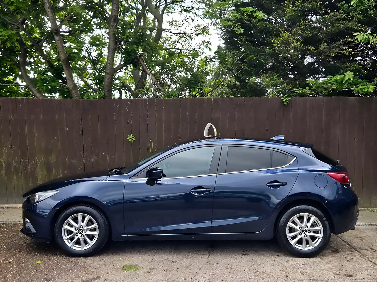 Used 2015 Mazda Mazda3 Se-L Nav Blue - Interior and Exterior details 5