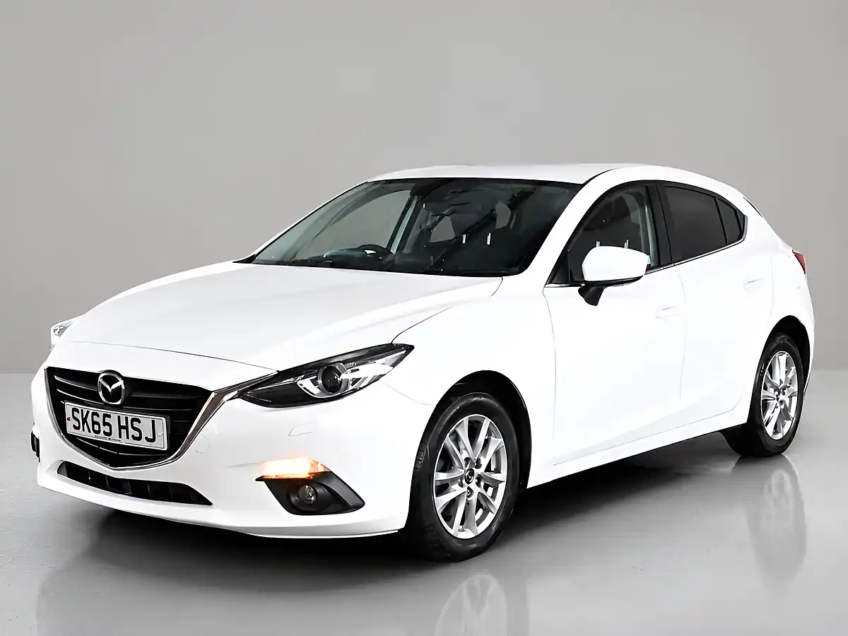 Used 2015 Mazda Mazda3 Se-L White - Interior and Exterior details 3
