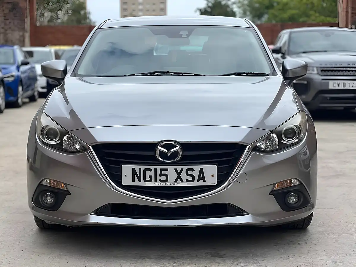 Used 2015 Mazda Mazda3 Se Nav Silver - Interior and Exterior details 5