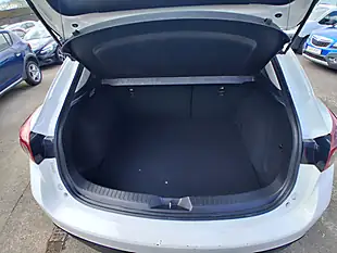 Used 2015 Mazda Mazda3 Se White - Interior and Exterior details 13