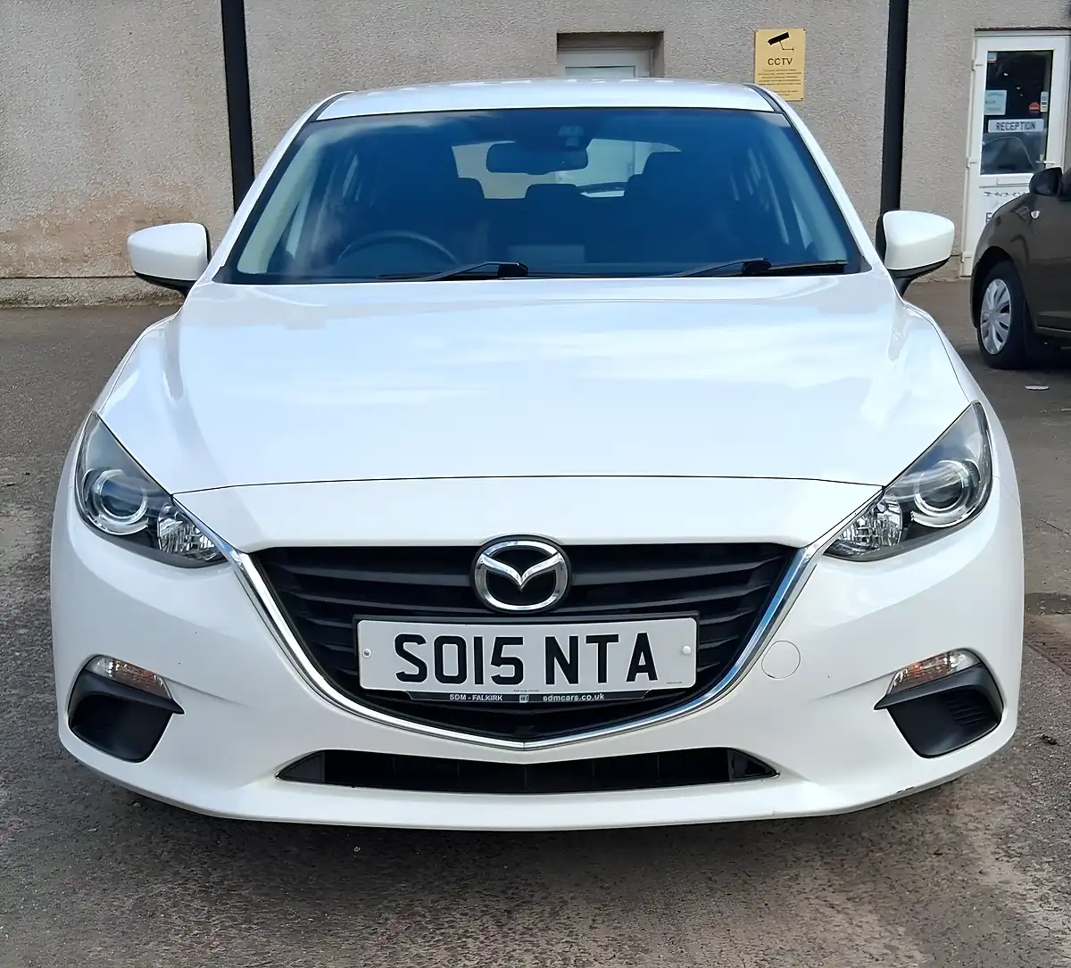 Used 2015 Mazda Mazda3 Se White - Interior and Exterior details 2