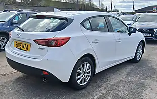 Used 2015 Mazda Mazda3 Se White - Interior and Exterior details 7