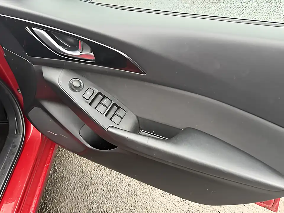 Used 2015 Mazda Mazda3 Sport Nav Fastback Red - Interior and Exterior details 20