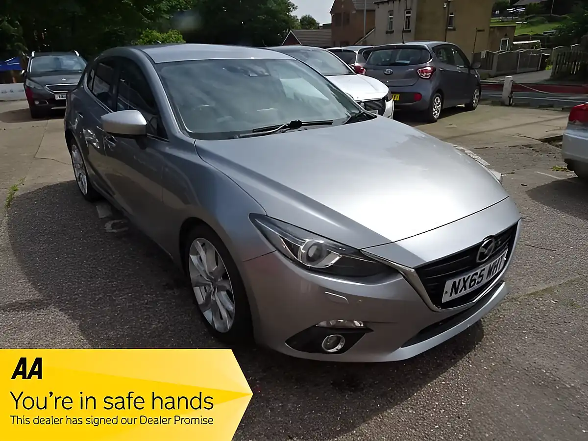 Used 2015 Mazda Mazda3 Sport Nav Silver - Interior and Exterior details 3