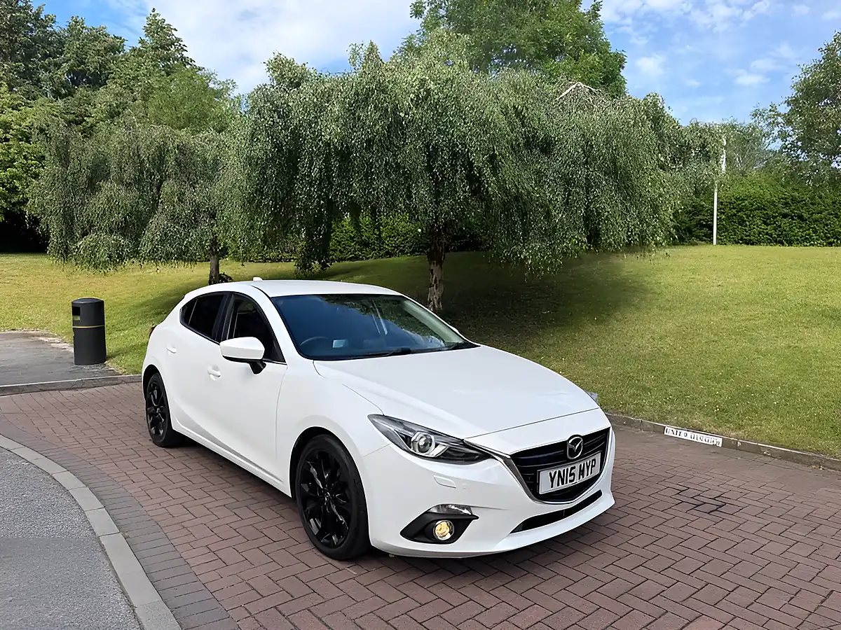Used 2015 Mazda Mazda3 Sport Nav White - Interior and Exterior details 11