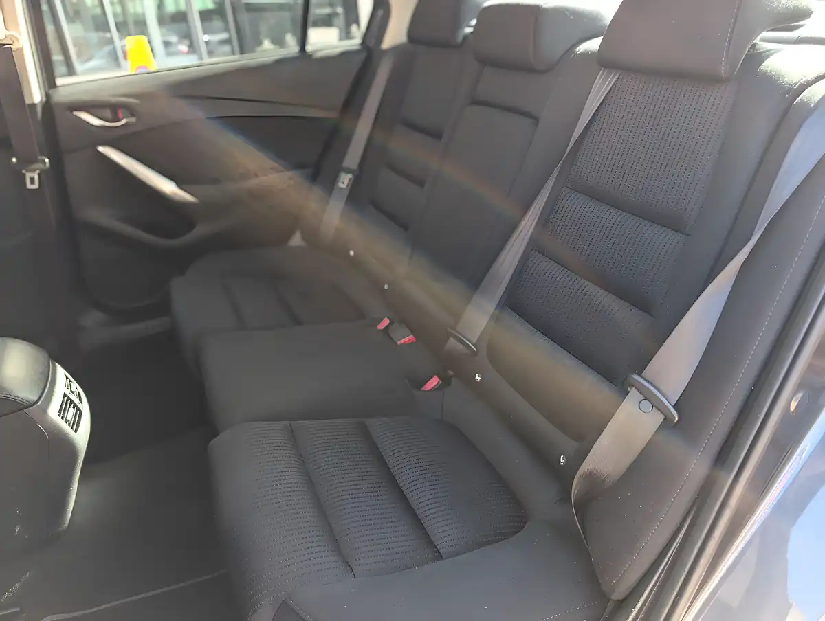 Used 2015 Mazda Mazda6 Se-L Nav - Interior and Exterior details 15