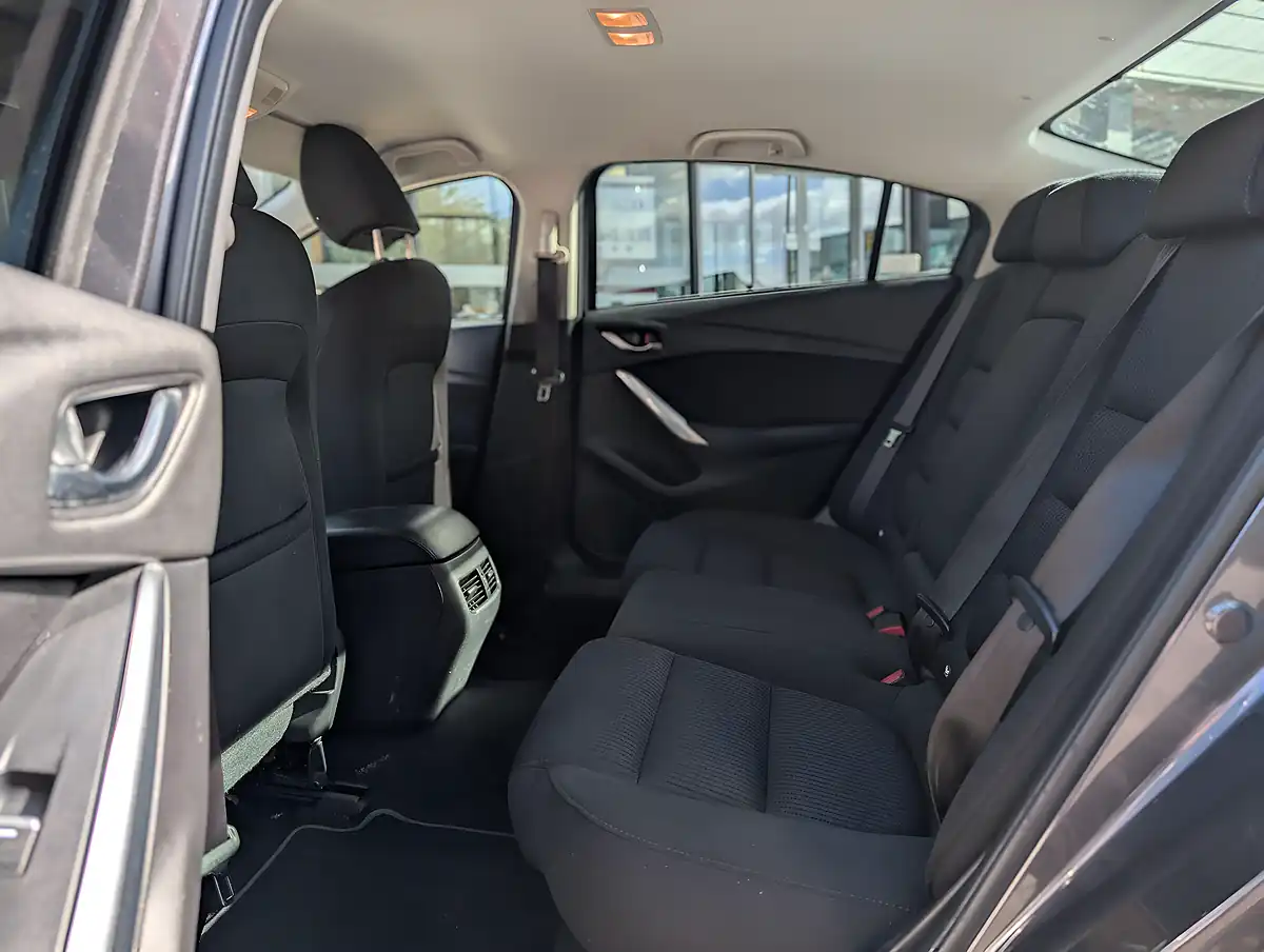 Used 2015 Mazda Mazda6 Se-L Nav - Interior and Exterior details 16