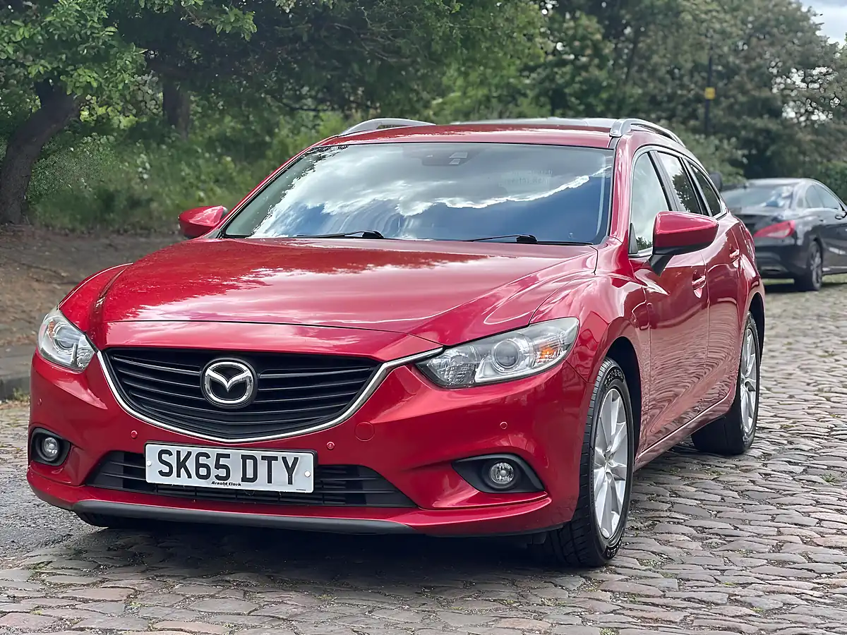 Used 2015 Mazda Mazda6 Se-L Nav Tourer Red - Interior and Exterior details 2