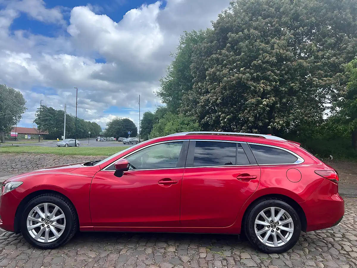 Used 2015 Mazda Mazda6 Se-L Nav Tourer Red - Interior and Exterior details 6