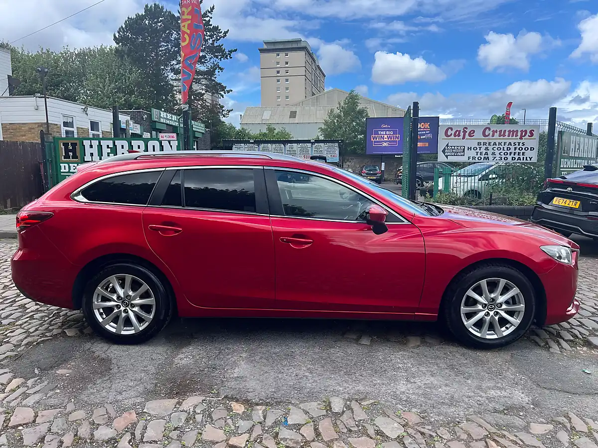 Used 2015 Mazda Mazda6 Se-L Nav Tourer Red - Interior and Exterior details 9