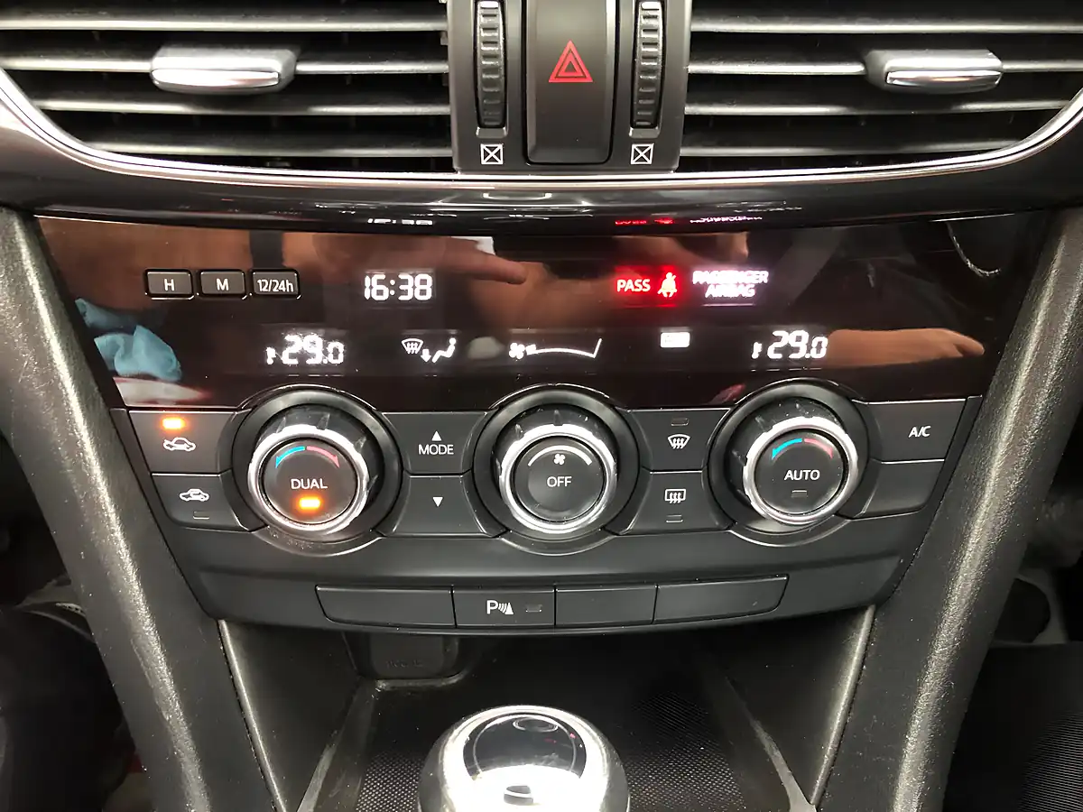Used 2015 Mazda MAZDA6 Se-L Silver - Interior and Exterior details 20