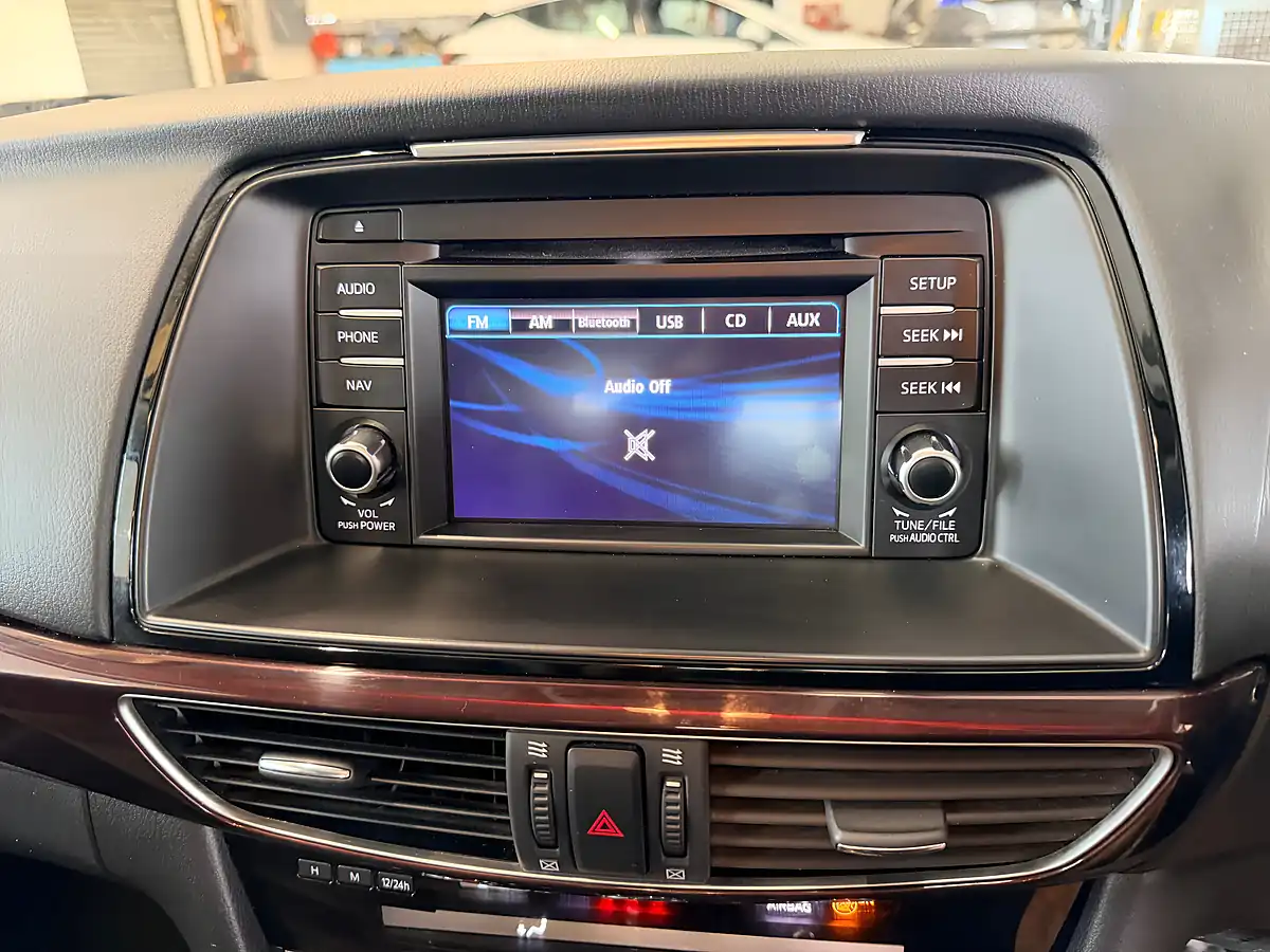 Used 2015 Mazda Mazda6 Sport Nav White - Interior and Exterior details 15