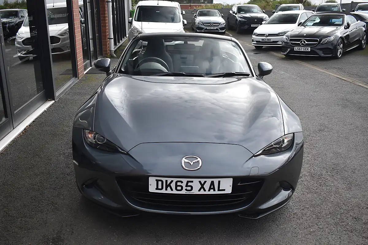 Used 2015 Mazda MX-5 Se-L Nav Meteor Grey - Interior and Exterior details 3