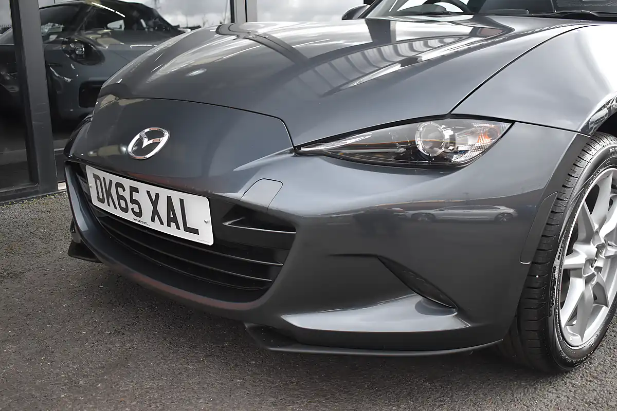 Used 2015 Mazda MX-5 Se-L Nav Meteor Grey - Interior and Exterior details 7