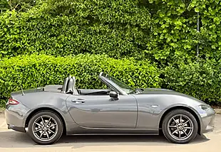 Used 2015 Mazda MX-5 Sport Nav Meteor Grey - Interior and Exterior details 14
