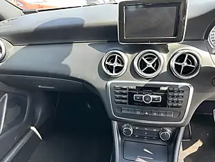 Used 2015 Mercedes a-Class White - Interior and Exterior details 13