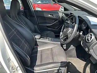 Used 2015 Mercedes a-Class White - Interior and Exterior details 9