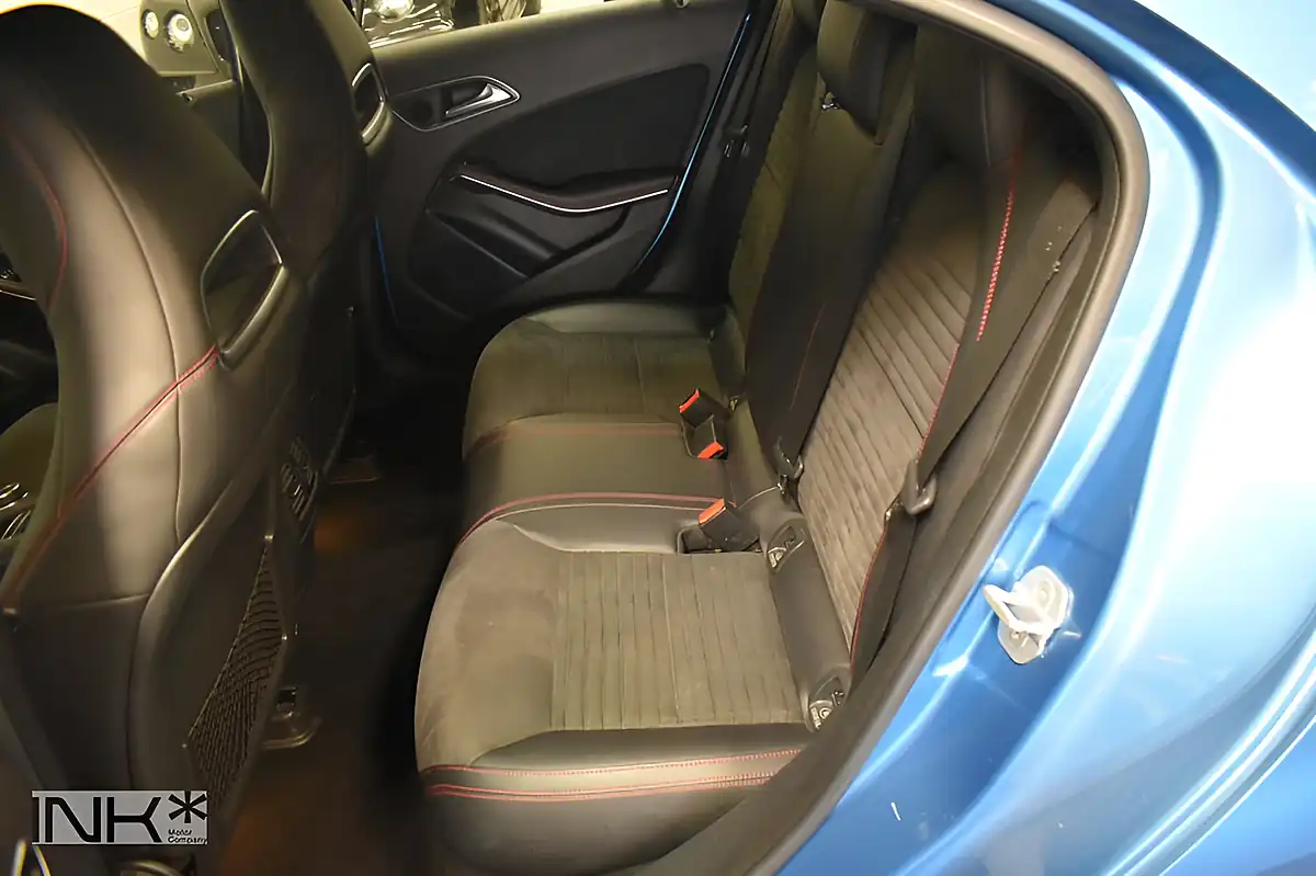 Used 2015 Mercedes-Benz a Class AMG Line (premium) Blue - Interior and Exterior details 11