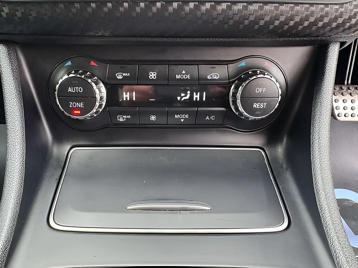 Used 2015 Mercedes-Benz a Class AMG Line Premium White - Interior and Exterior details 17