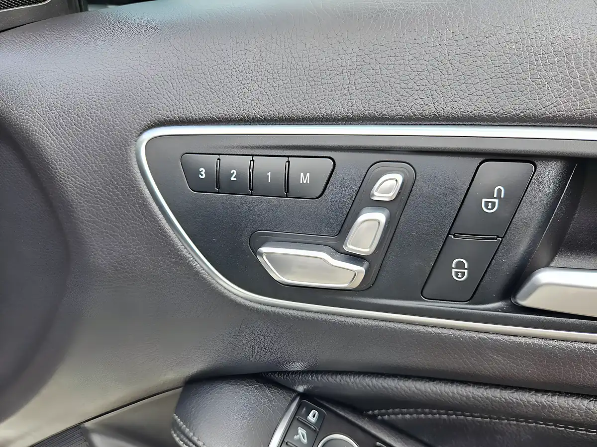 Used 2015 Mercedes-Benz a-Class AMG Line Premium+ White - Interior and Exterior details 12