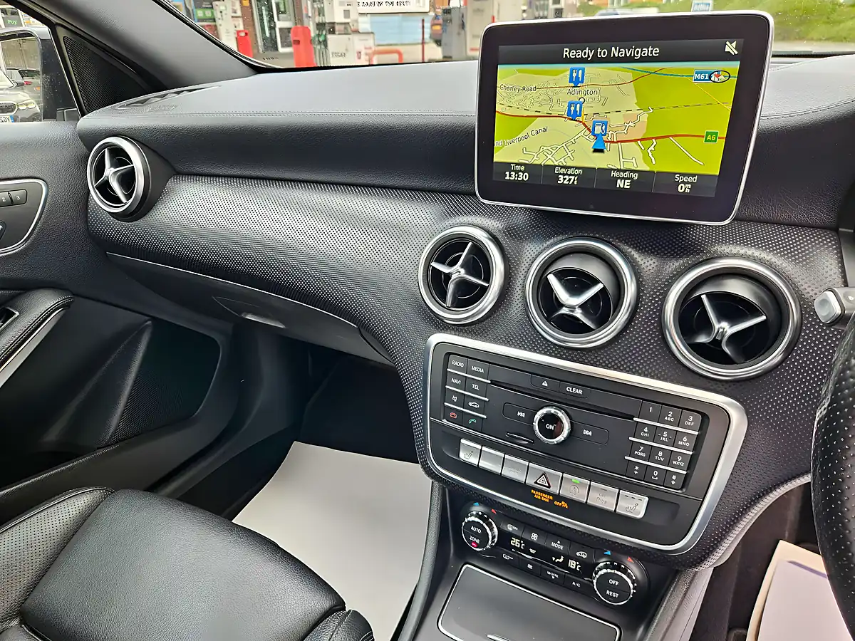 Used 2015 Mercedes-Benz a-Class AMG Line Premium+ White - Interior and Exterior details 9