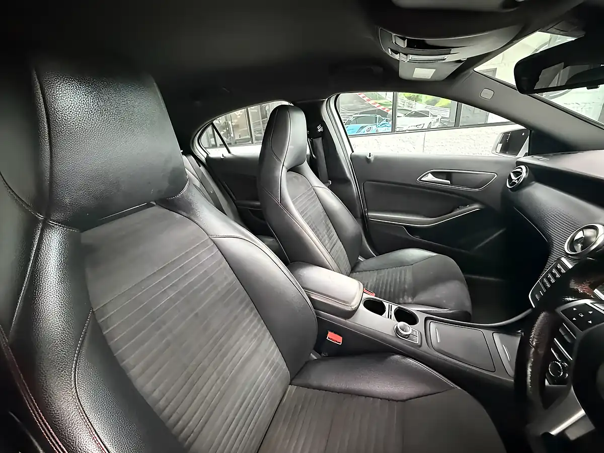 Used 2015 Mercedes-Benz a Class AMG Sport Silver - Interior and Exterior details 3