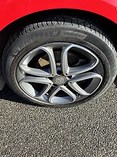 Used 2015 Mercedes-Benz a-Class Red - Interior and Exterior details 17