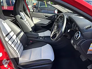Used 2015 Mercedes-Benz a-Class Red - Interior and Exterior details 8