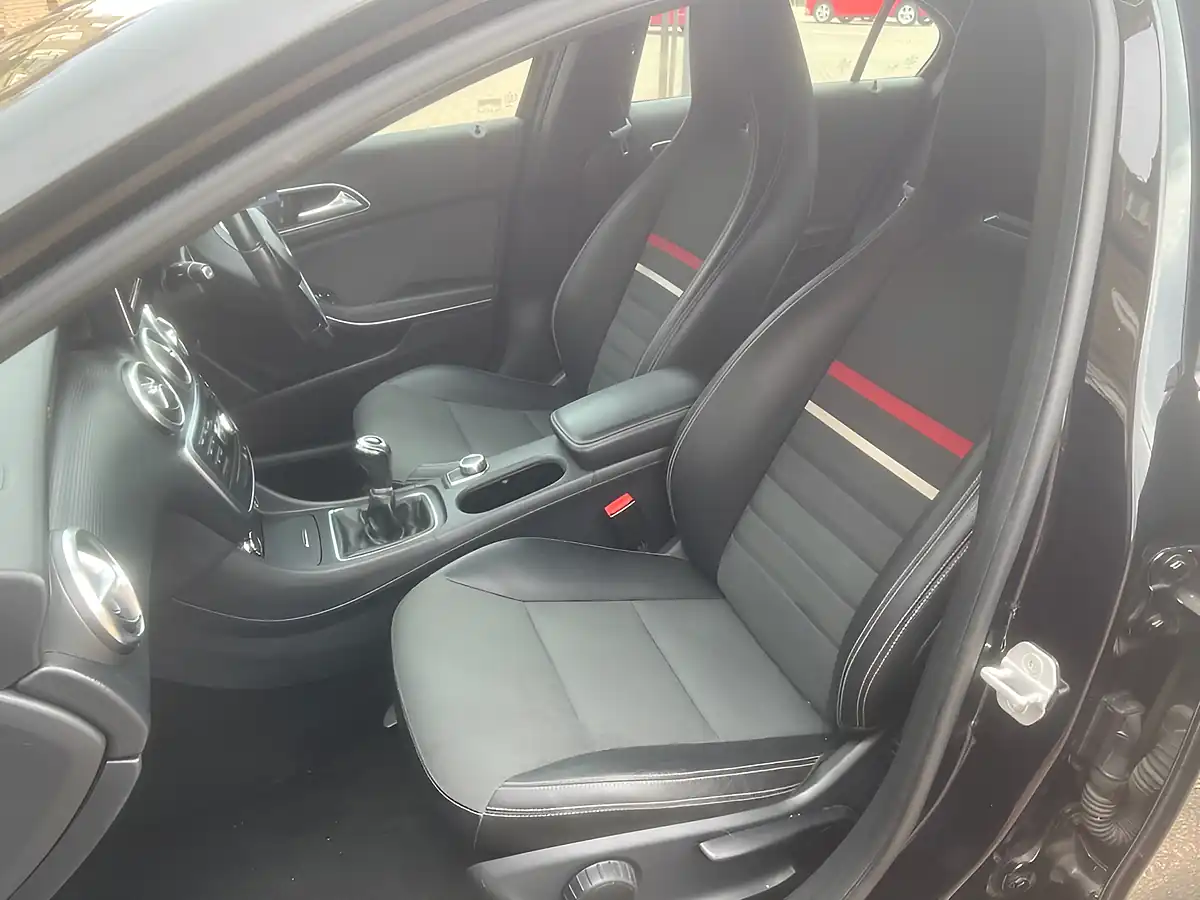 Used 2015 Mercedes-Benz a Class Se Black - Interior and Exterior details 6