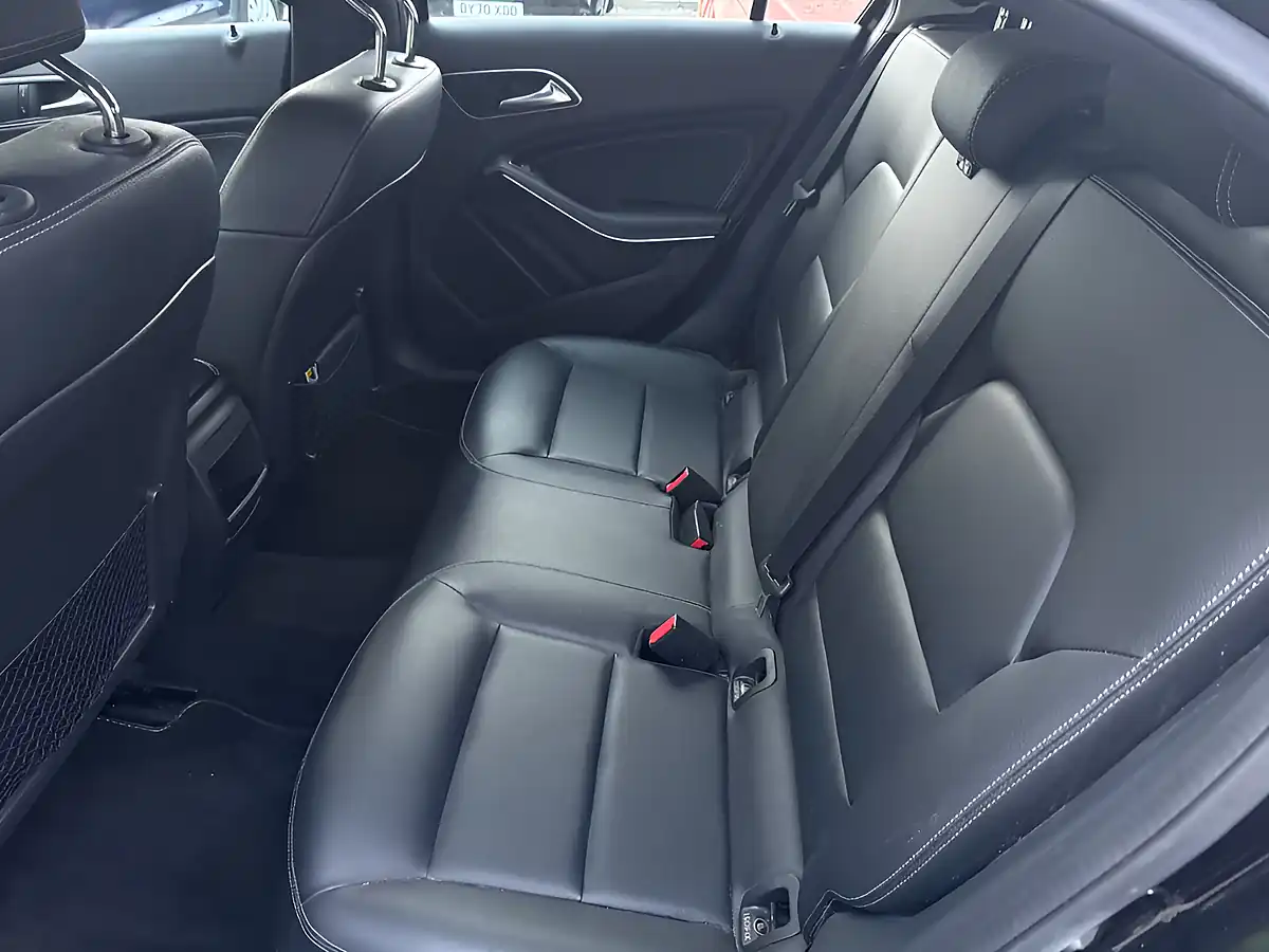Used 2015 Mercedes-Benz a Class Se Black - Interior and Exterior details 12
