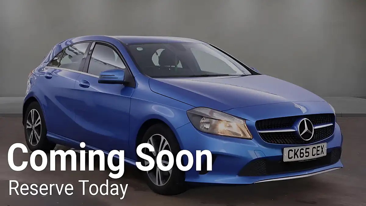 Used 2015 Mercedes-Benz a-Class Se Blue - Front View