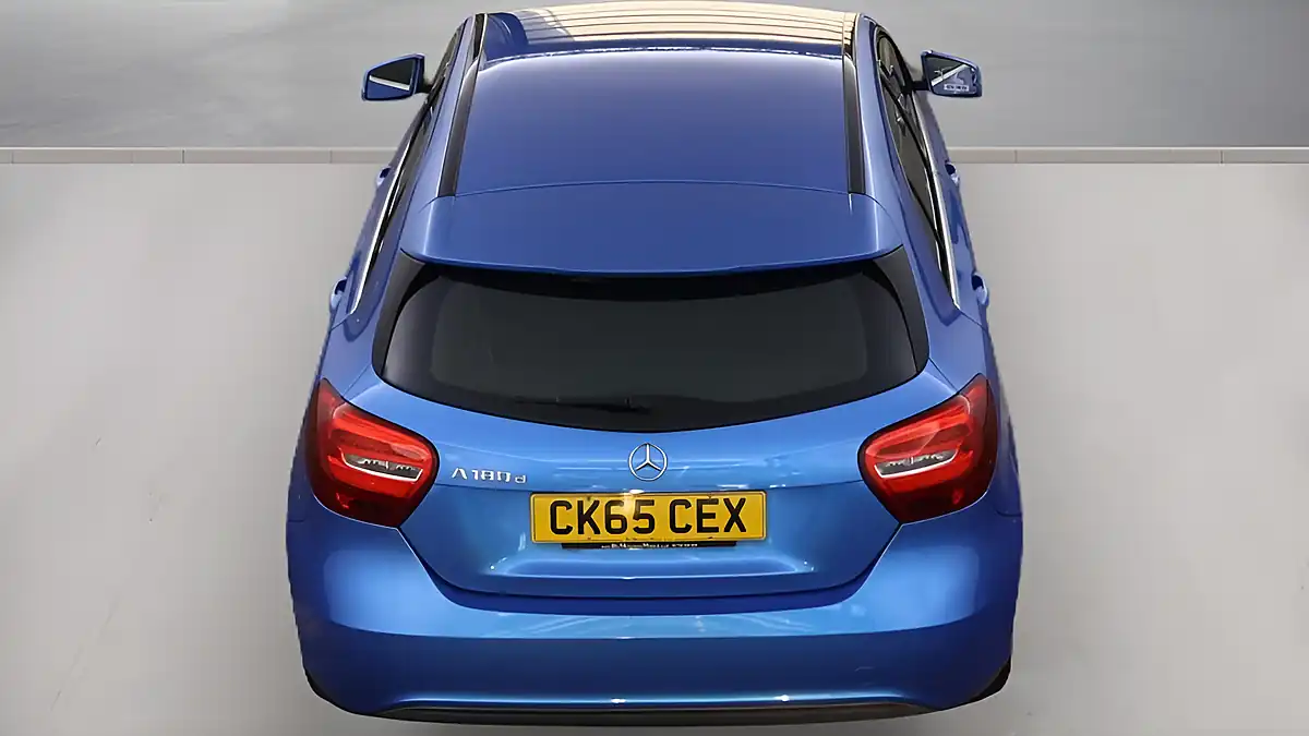 Used 2015 Mercedes-Benz a-Class Se Blue - Interior and Exterior details 14