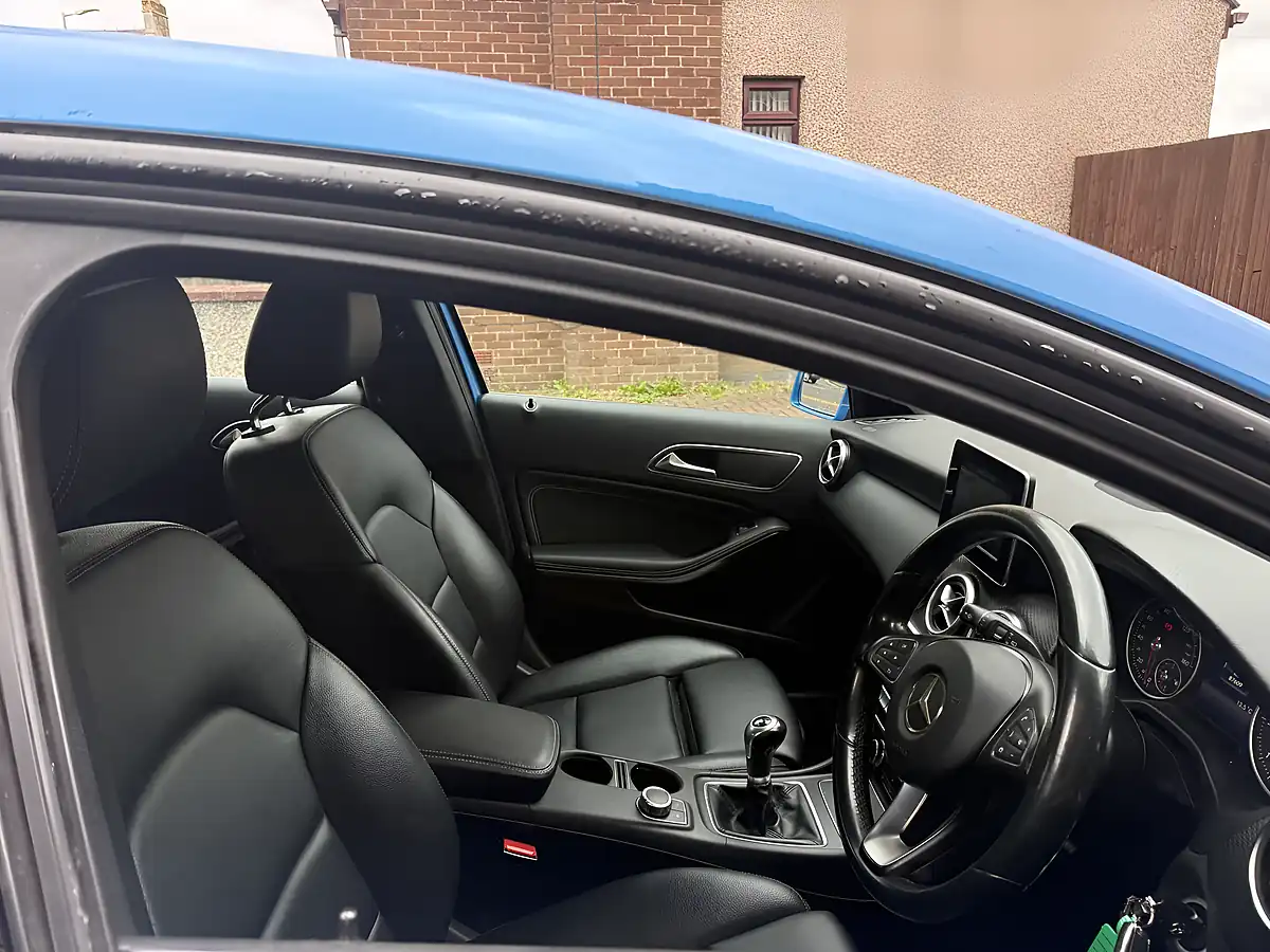 Used 2015 Mercedes-Benz a Class Se Blue - Interior and Exterior details 15