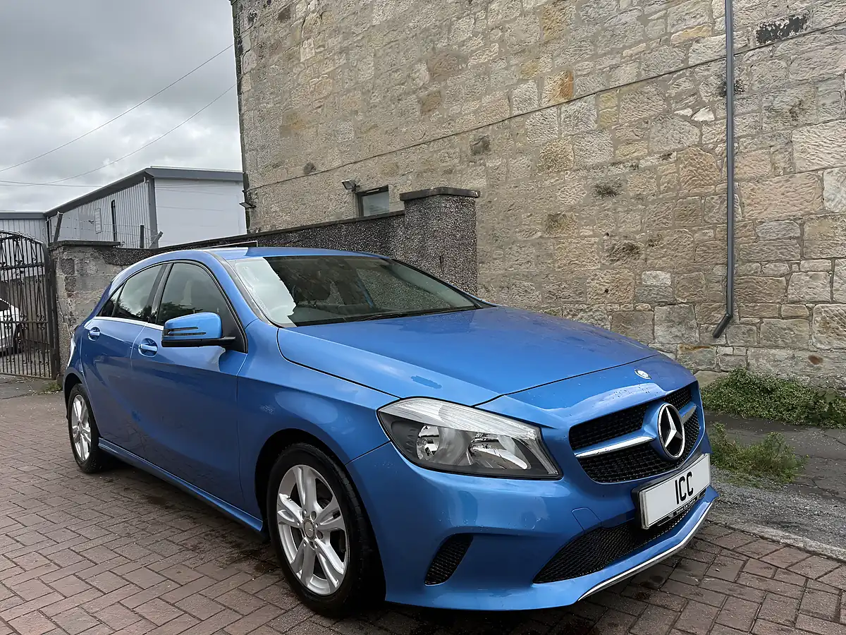 Used 2015 Mercedes-Benz a Class Se Blue - Interior and Exterior details 19
