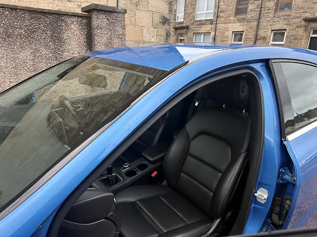 Used 2015 Mercedes-Benz a Class Se Blue - Interior and Exterior details 8