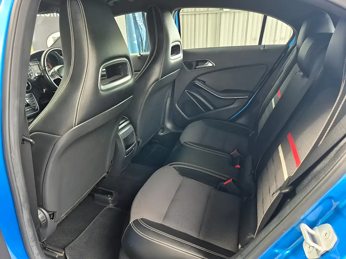 Used 2015 Mercedes-Benz a Class Se Blue - Interior and Exterior details 11