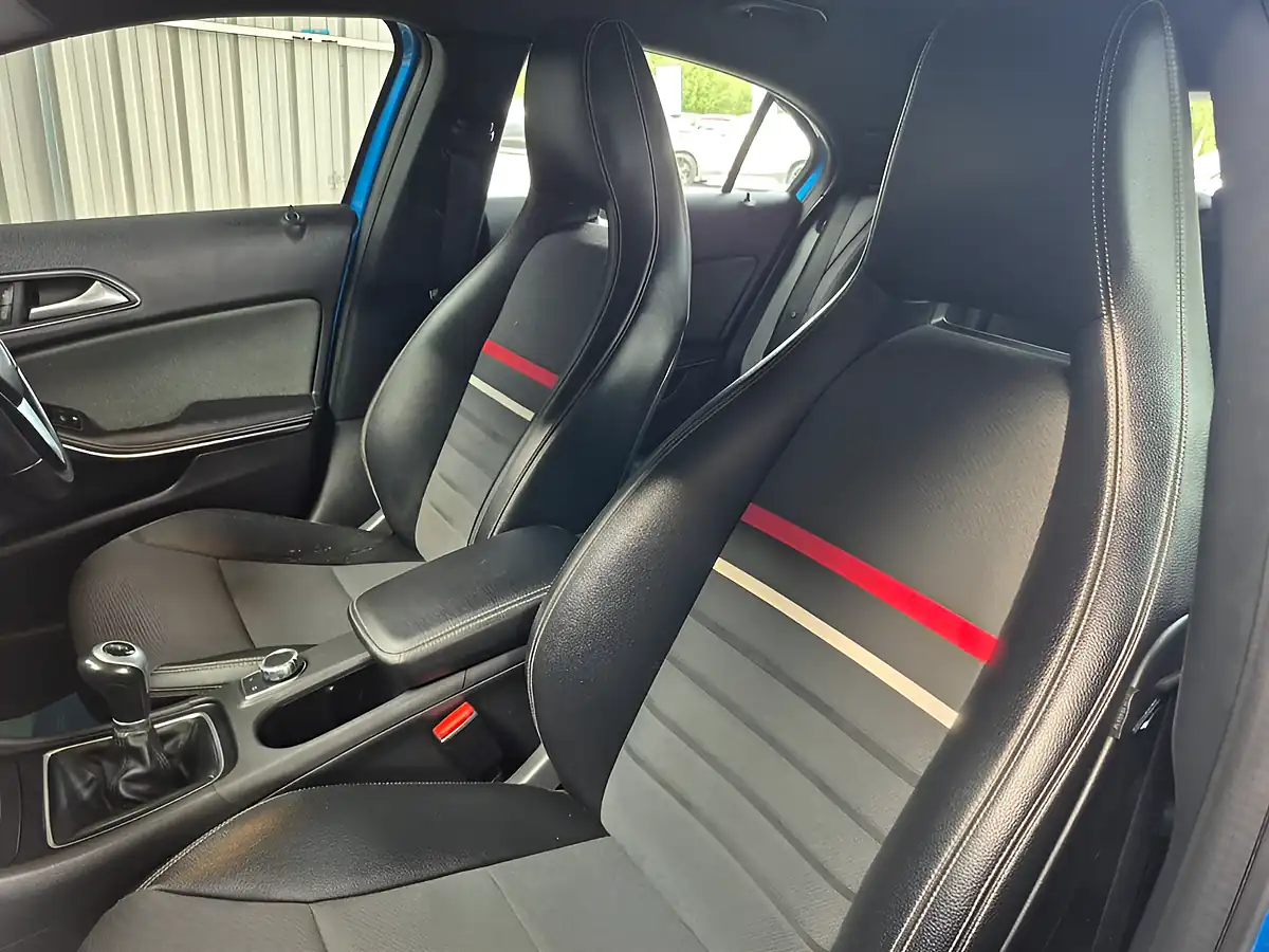 Used 2015 Mercedes-Benz a Class Se Blue - Interior and Exterior details 14