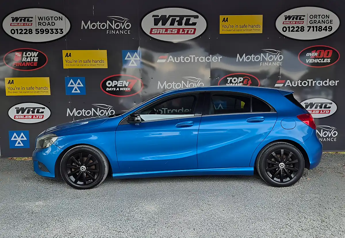 Used 2015 Mercedes-Benz a Class Se Blue - Interior and Exterior details 2