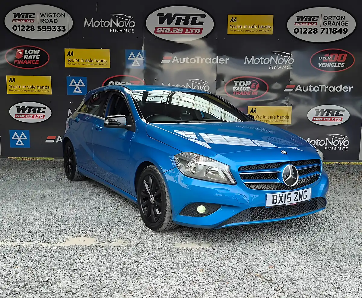 Used 2015 Mercedes-Benz a Class Se Blue - Interior and Exterior details 4