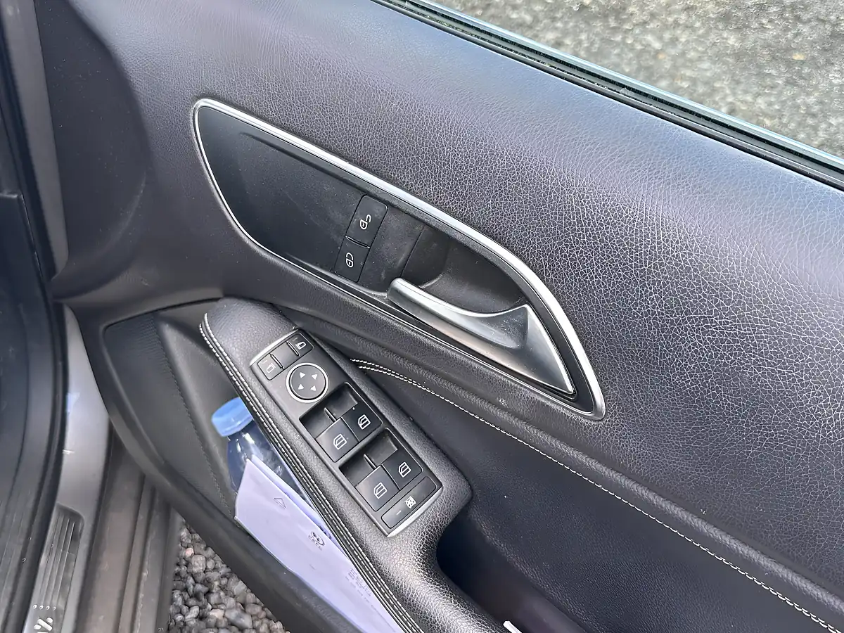 Used 2015 Mercedes-Benz a Class Se Grey - Interior and Exterior details 10