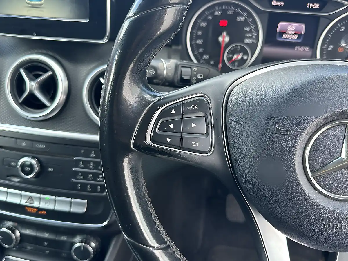 Used 2015 Mercedes-Benz a Class Se Grey - Interior and Exterior details 16