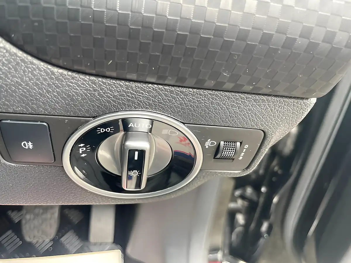 Used 2015 Mercedes-Benz a Class Sport Black - Interior and Exterior details 13