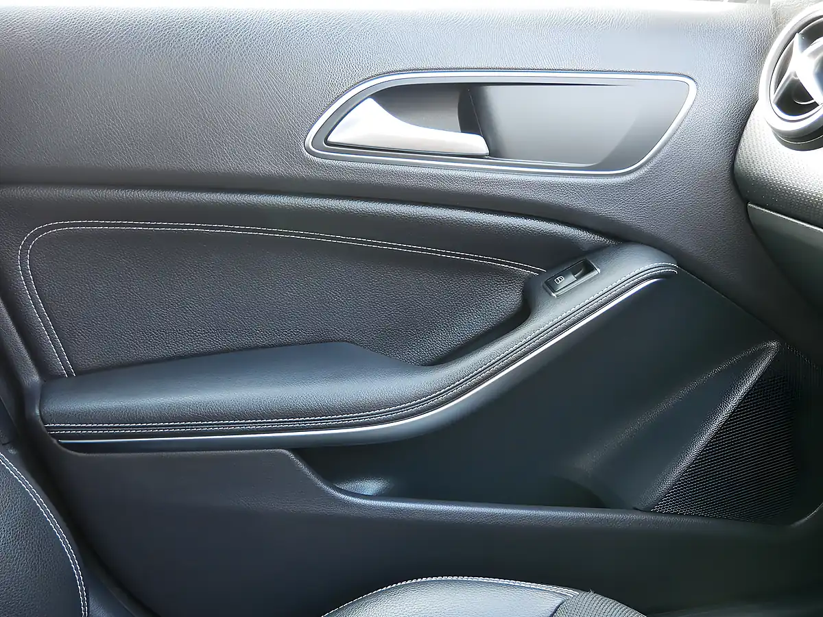 Used 2015 Mercedes-Benz a Class Sport Cirrus White - Interior and Exterior details 19