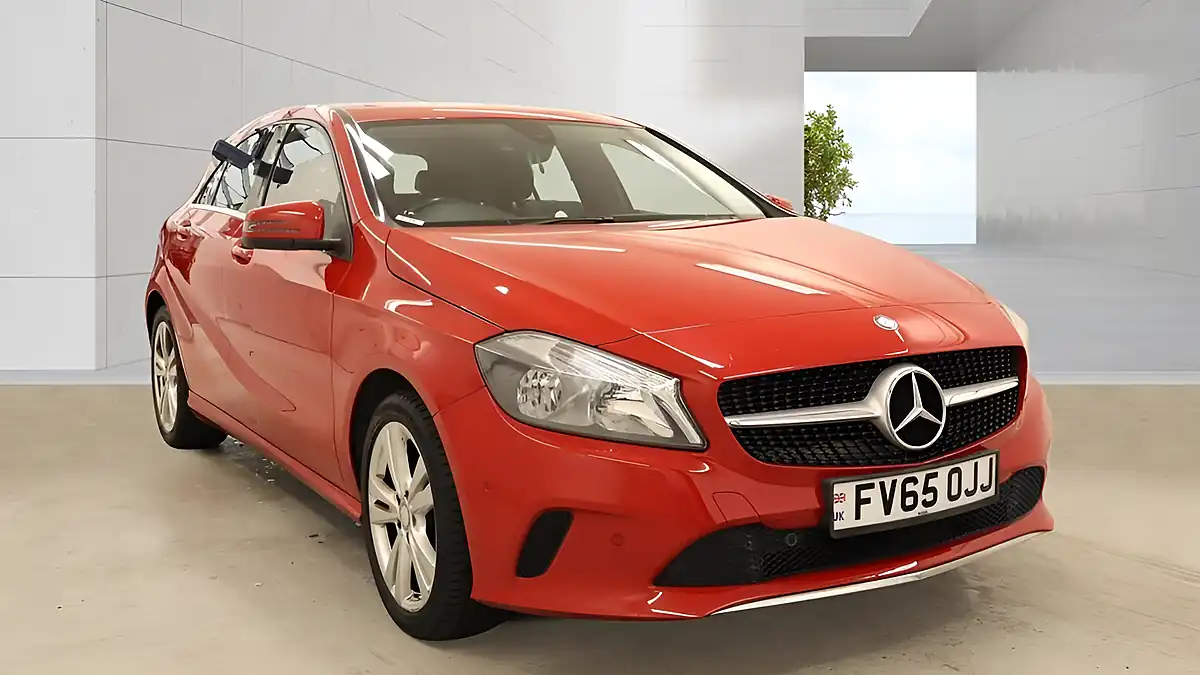Used 2015 Mercedes-Benz a-Class Sport (executive) Red - Interior and Exterior details 7