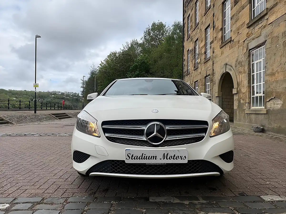 Used 2015 Mercedes-Benz a Class Sport White - Interior and Exterior details 10