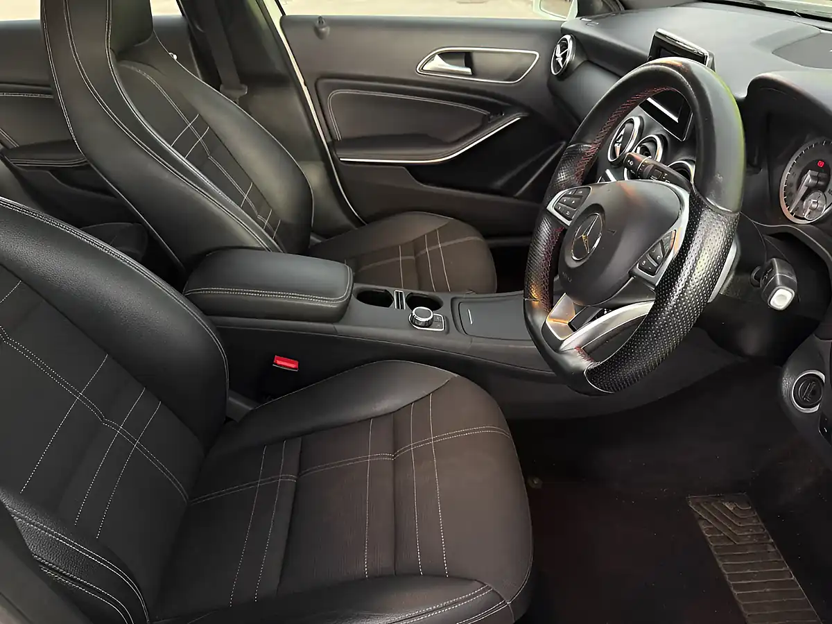 Used 2015 Mercedes-Benz a Class Sport White - Interior and Exterior details 14